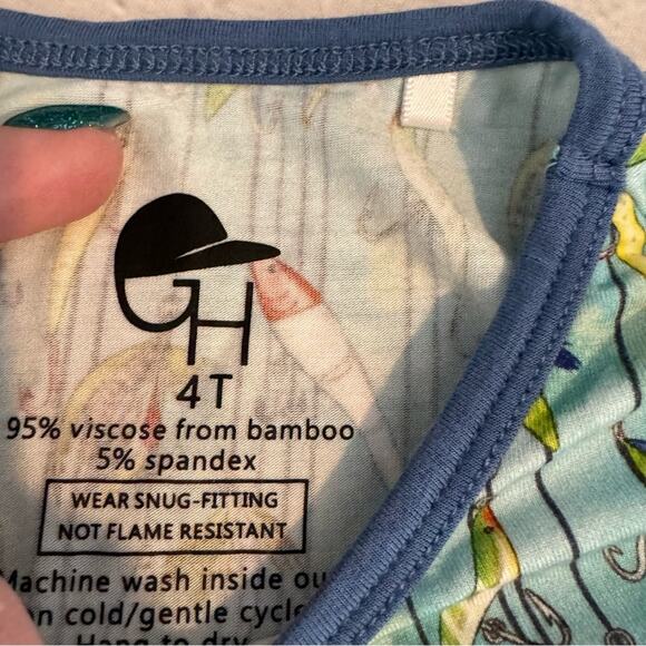 George’s Hats Fishing Pattern Bamboo Short Sleeve Pajama Set - Picture 2 of 3